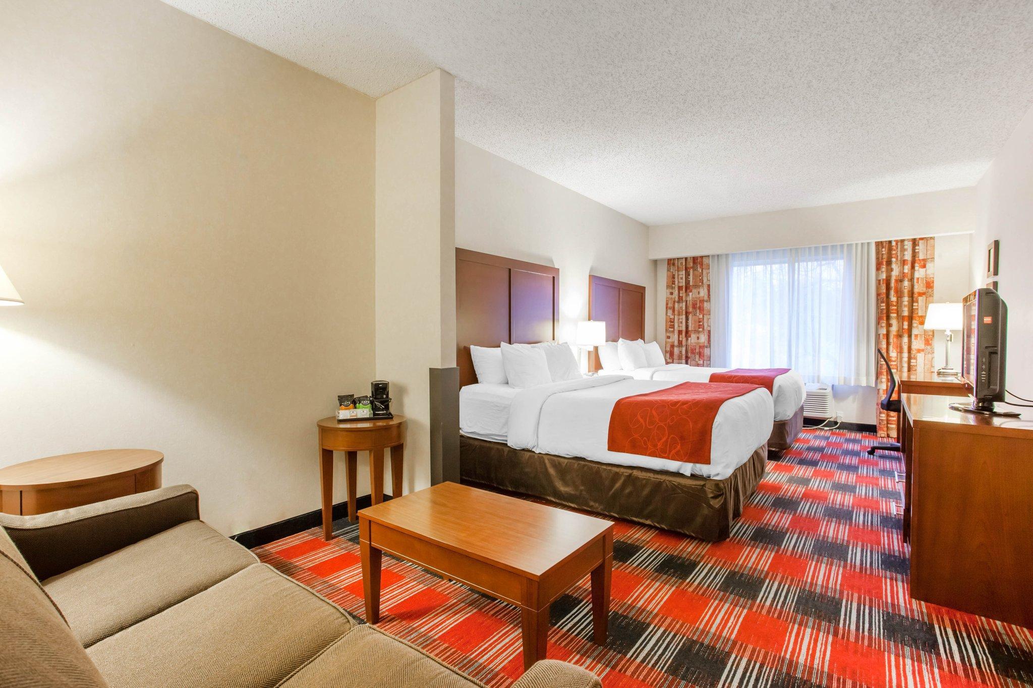 Comfort Suites Near Vancouver Mall מראה חיצוני תמונה