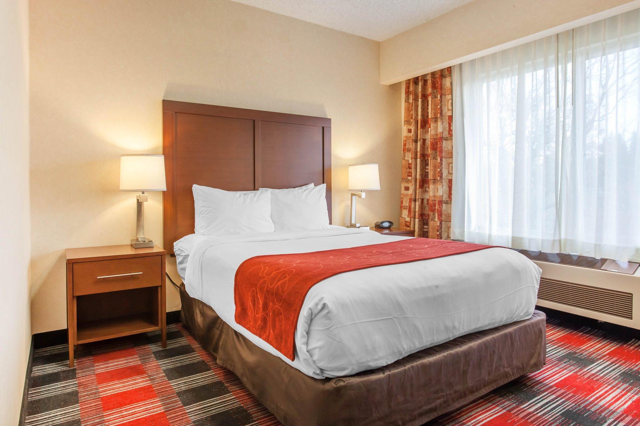 Comfort Suites Near Vancouver Mall מראה חיצוני תמונה