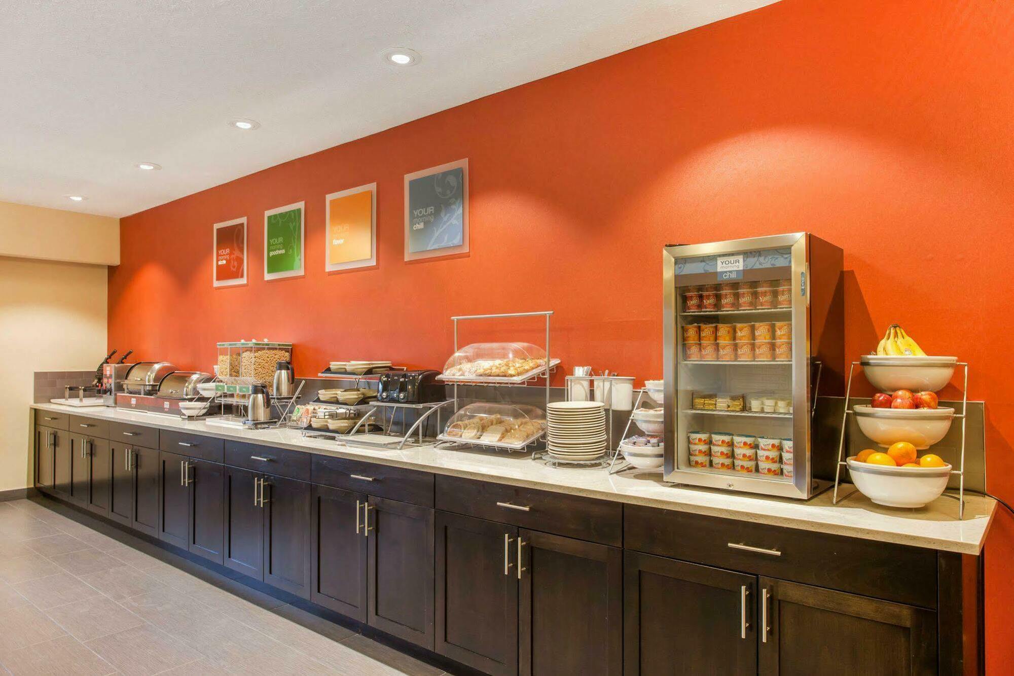 Comfort Suites Near Vancouver Mall מראה חיצוני תמונה
